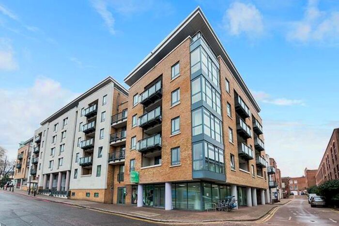 1 Bedroom Flat To Rent In Wapping Lane, London, E1W