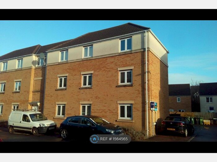 2 Bedroom Flat To Rent In The Hedgerows, Bradley Stoke, Bristol, BS32