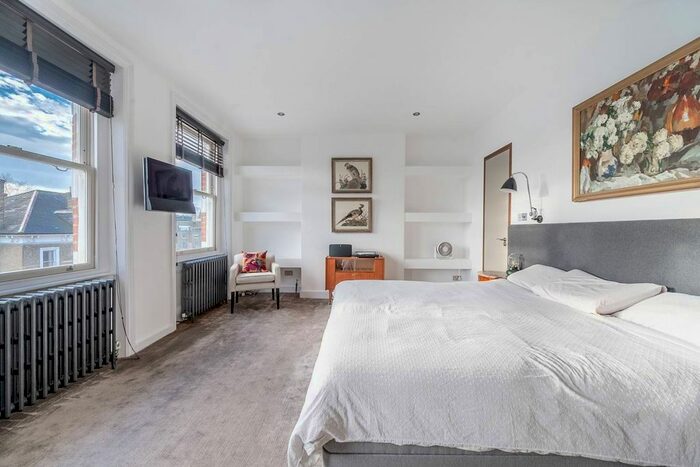 2 Bedroom Flat To Rent In Bramham Gardens, South Kensington, London, SW5