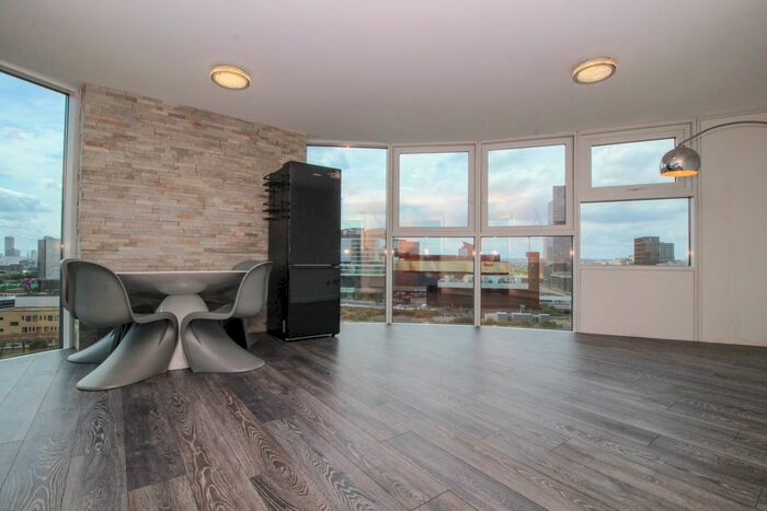 2 Bedroom Flat To Rent In Angel Lane, London, E15