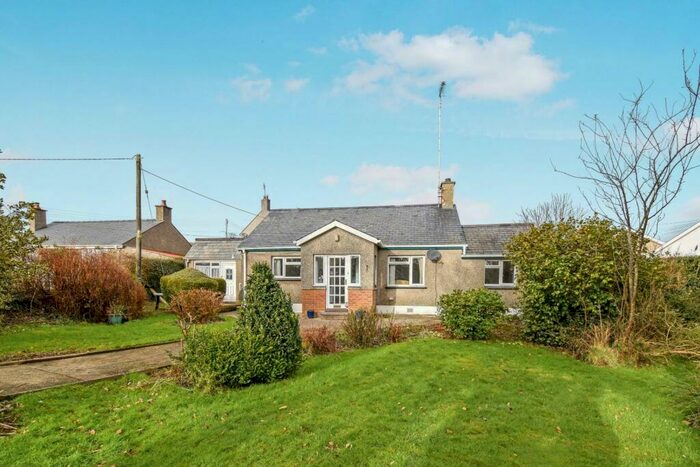 3 Bedroom Detached Bungalow For Sale In Pentrefelin, Criccieth, LL52