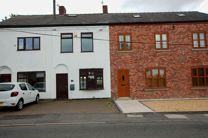 2 Bedroom Terraced House To Rent In Lumb Lane, Ashton-under-Lyne, Greater Manchester, OL7