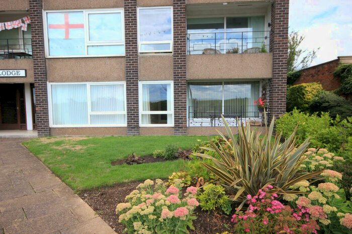 2 Bedroom Block Of Apartments To Rent In Ribble Lodge, Lytham, FY8