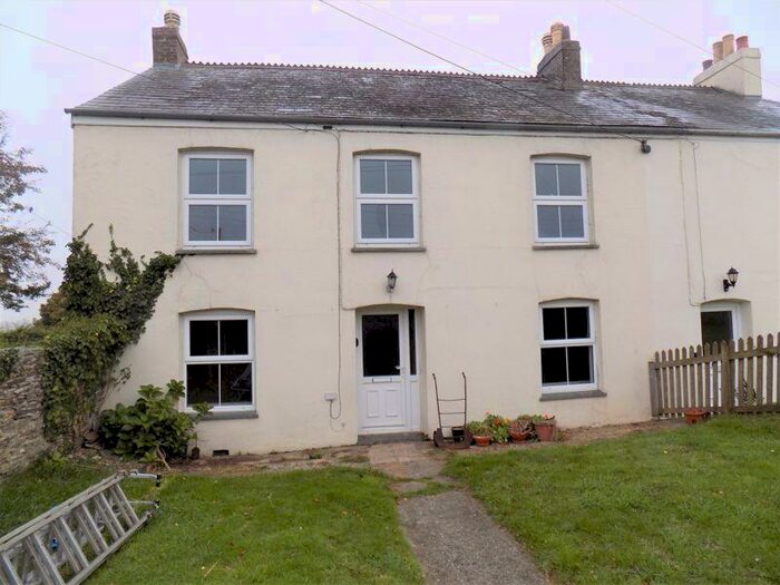 4 Bedroom Semi-Detached House For Sale In Trelean Vean, St Ewe, PL26