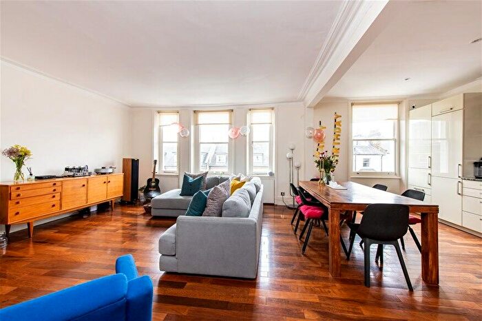 4 Bedroom Flat To Rent In Lancaster Grove, Belsize Park, NW3