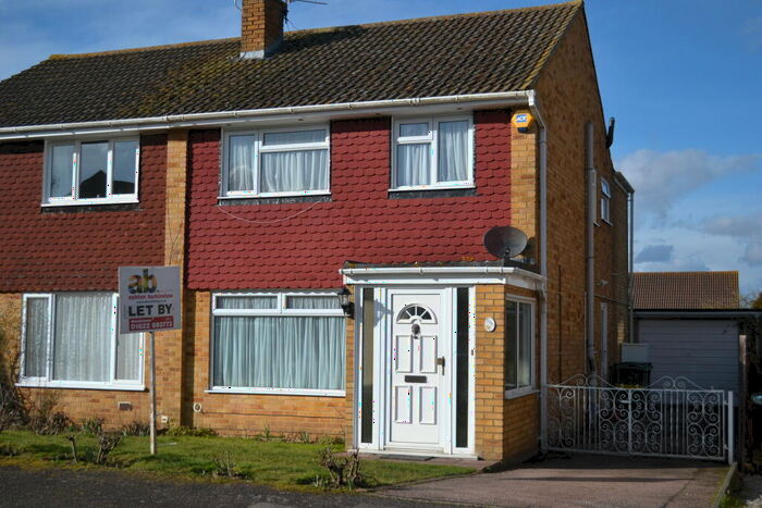 3 Bedroom House To Rent In Allington Way, Maidstone, ME16
