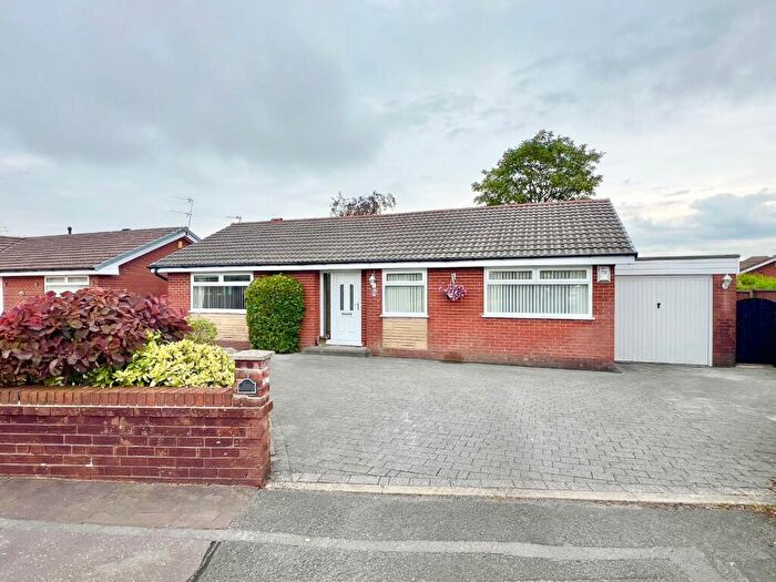 3 Bedroom Bungalow For Sale In Bellingham Close, Bury, Greater Manchester, BL8