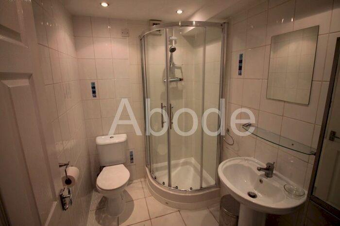 1 Bedroom Flat To Rent In Royal Park Terrace, Leeds, West Yorkshire, LS6