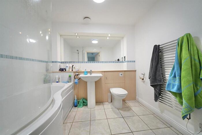 2 Bedroom Apartment To Rent In Passage Close, Wyke Regis, Weymouth, DT4