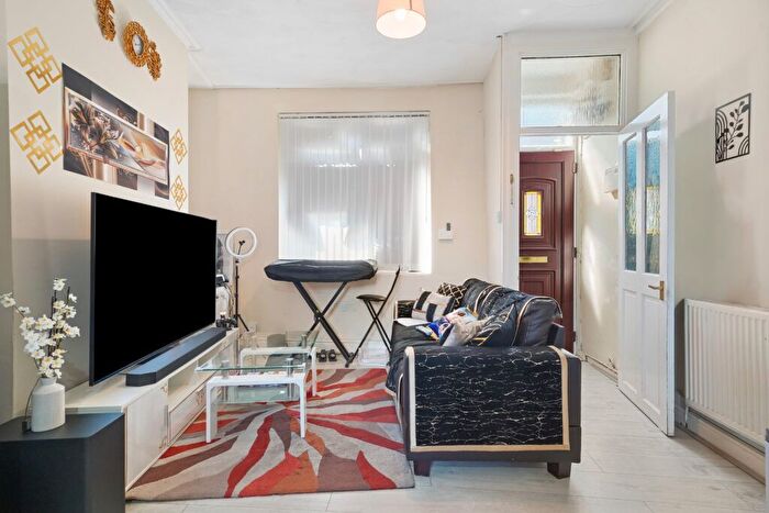 2 Bedroom Terraced House For Sale In Arnold Grove, L15
