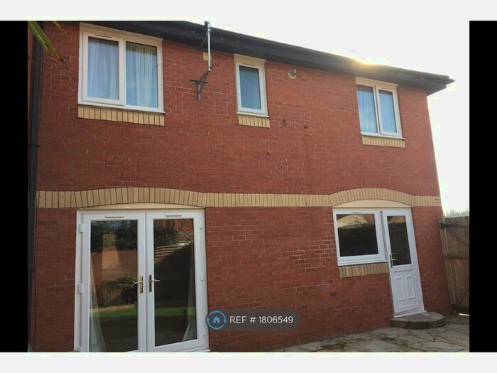 3 Bedroom Terraced House To Rent In Rices Mews, Exeter, EX2