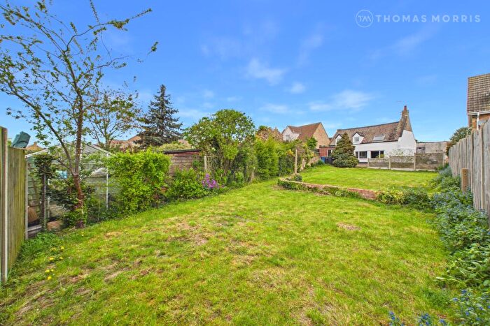 2 Bedroom Detached House For Sale In High Street, Somersham, Huntingdon, Cambridgeshire, PE28