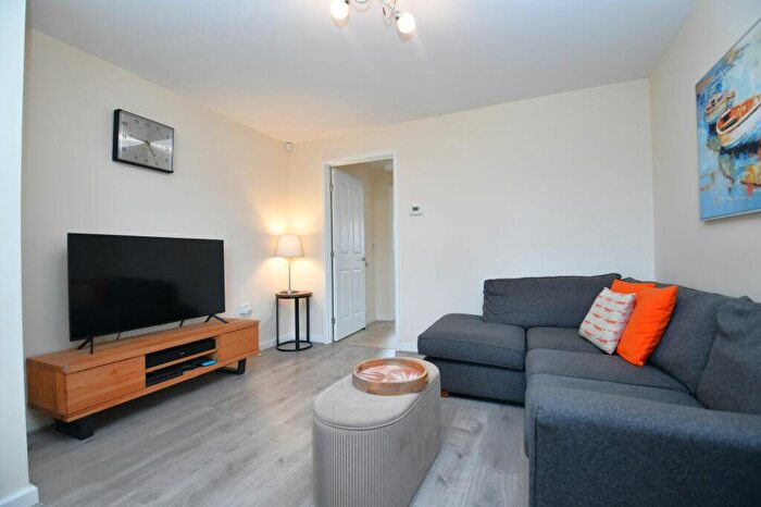 3 Bedroom Terraced House For Sale In Amersham Park Road, Salford, M6