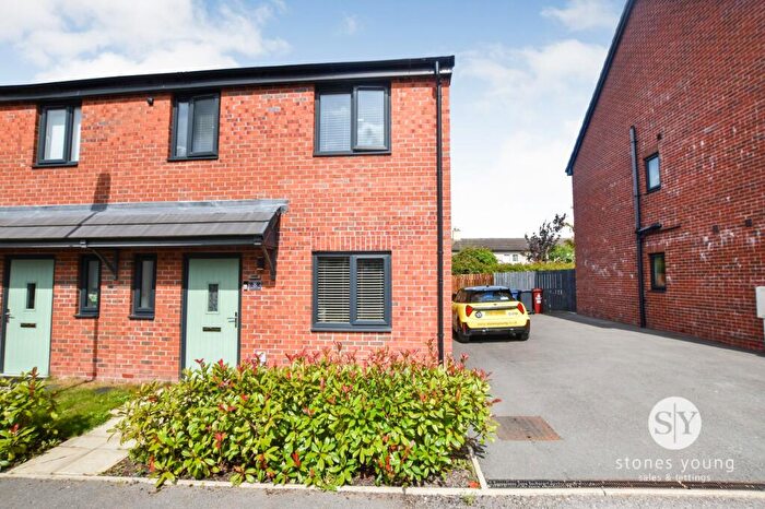 3 Bedroom Semi Detached House To Rent In Gallica Lane, Blackburn, BB2
