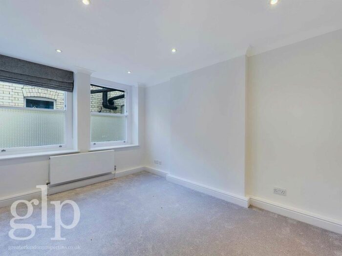 1 Bedroom Flat To Rent In Adeline Place, Bloomsbury, . B, WC1