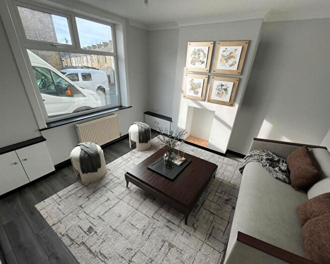 3 Bedroom Terraced House To Rent In Woodbine Road, Burnley, BB12