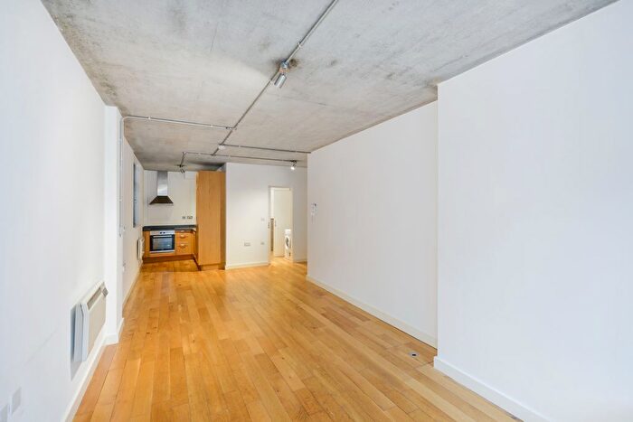 Studio To Rent In - Dalston Lane, London, E8