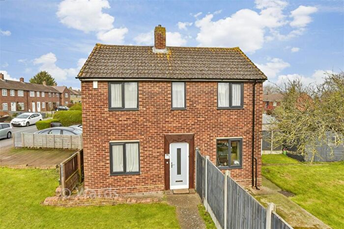 2 Bedroom End Of Terrace House For Sale In Milsted Road, Twydall, Gillingham, Kent, ME8