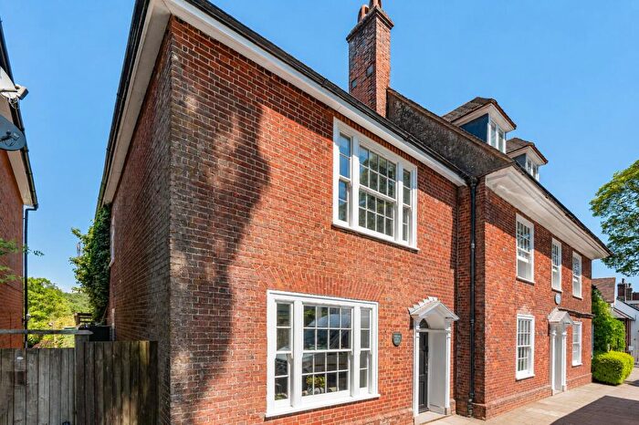 1 Bedroom Flat For Sale In William Curtis House, Lenten Street, Alton, Hampshire, GU34