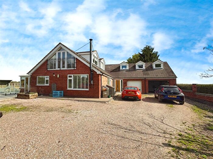 5 Bedroom Detached House To Rent In Aldercar Lane, Langley Mill, Nottingham, Derbyshire, NG16
