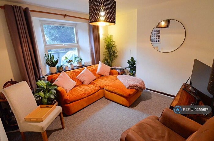 2 Bedroom Flat To Rent In Chandos Road, Bristol, BS6