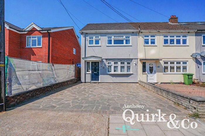 3 Bedroom End Terrace House For Sale In Betterton Road, Rainham, RM13