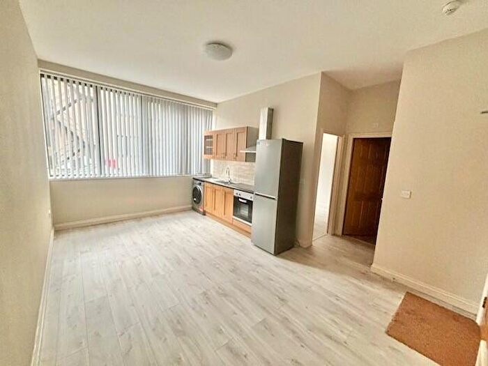 1 Bedroom Apartment To Rent In Southgate House, Halifax, HX1