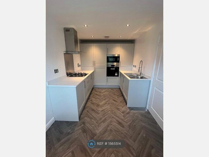 4 Bedroom Semi-Detached House To Rent In Welch Walk, Buckshaw Village, Chorley, PR7