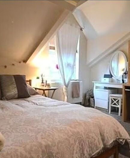 7 Bedroom Terraced House To Rent In Grove Lane, Leeds, West Yorkshire, LS6