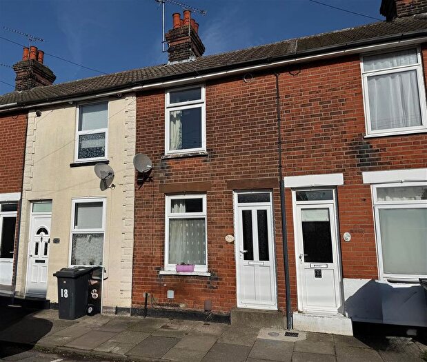 2 Bedroom Terraced House For Sale In Tennyson Road, Ipswich, IP4