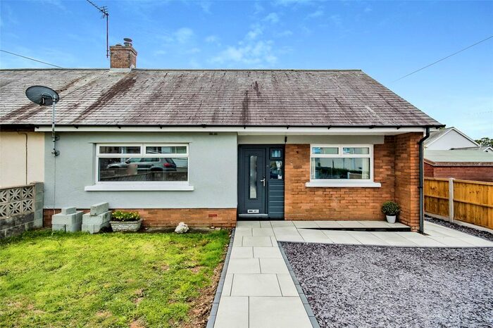 2 Bedroom Bungalow For Sale In Cylch Peris, Llanon, SY23