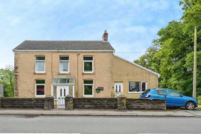 4 Bedroom Detached House For Sale In Ynysmeudwy Road, Pontardawe, Swansea, SA8