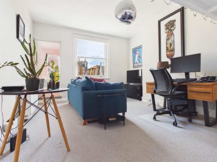 Studio For Sale In Brunswick Place, Hove, BN3