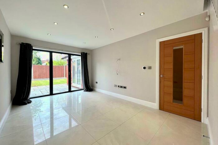 3 Bedroom Semi-Detached House To Rent In Woking, GU21