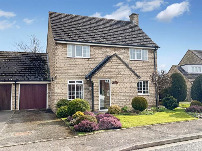 4 Bedroom Detached House For Sale In Cotswold Edge, Mickleton, GL55