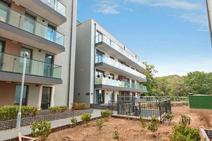 1 Bedroom Flat To Rent In Farnborough Road, Farnborough, Hampshire, GU14