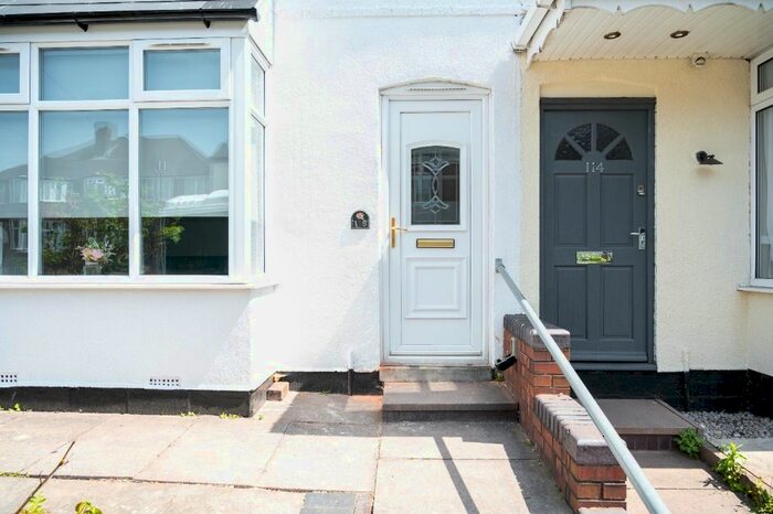 2 Bedroom Semi-Detached House To Rent In Warwards Lane, Selly Oak, Birmingham, B29