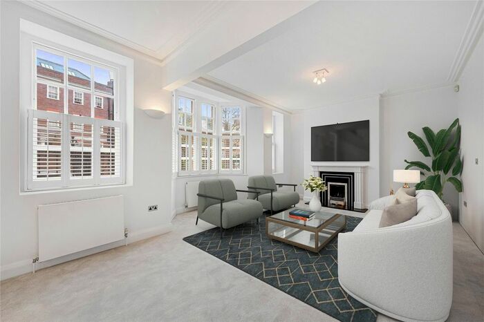 3 Bedroom Flat To Rent In Coleherne Court, The Little Boltons, London, SW5