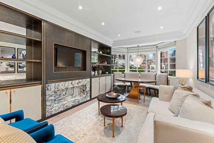 2 Bedroom Flat To Rent In Hyde Park Place, London, W2