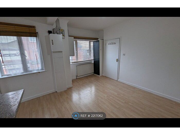 1 Bedroom Flat To Rent In Shirley Road, Southampton, SO15
