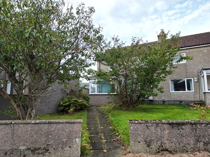 3 Bedroom Semi-Detached House For Sale In Heathfield Road, Thurso, KW14