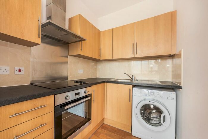 Studio To Rent In Clayton Road, Hayes, UB3