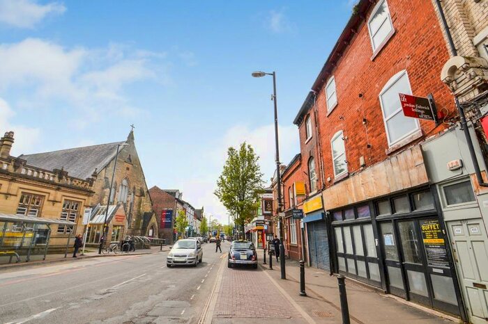 6 Bedroom Flat To Rent In Wilmslow Road, Withington, Manchester, M20