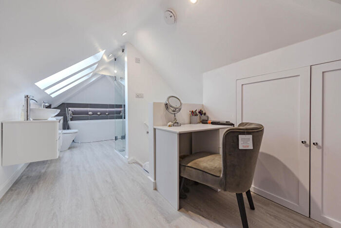 4 Bedroom Detached House For Sale In Main Road, Northampton, NN5