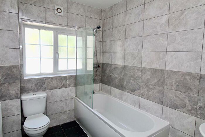 2 Bedroom Apartment To Rent In Newcastle Road, Stone, Staffordshire, ST15