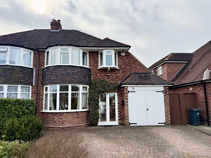 3 Bedroom Semi-Detached House For Sale In Denholm Road, Sutton Coldfield, B73