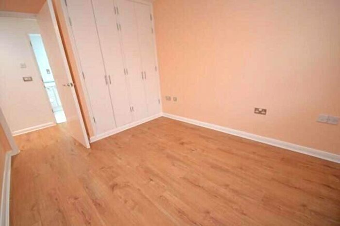2 Bedroom Flat To Rent In Loughborough Road, West Bridgford, Nottingham, Nottinghamshire, NG2