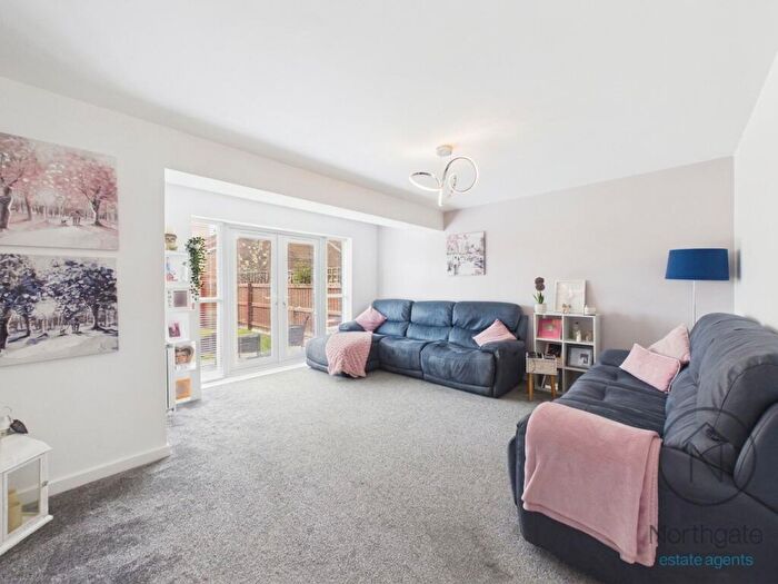 3 Bedroom Semi-Detached House For Sale In The Pasture, Newton Aycliffe, DL5