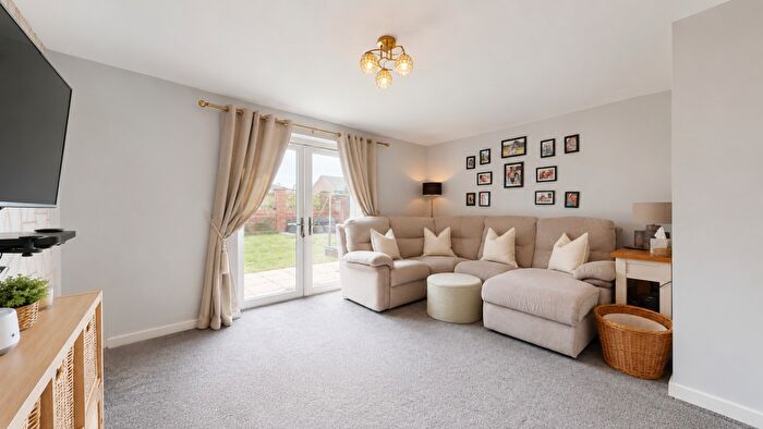 3 Bedroom Semi-Detached House For Sale In High Shields Close, South Shields, NE33