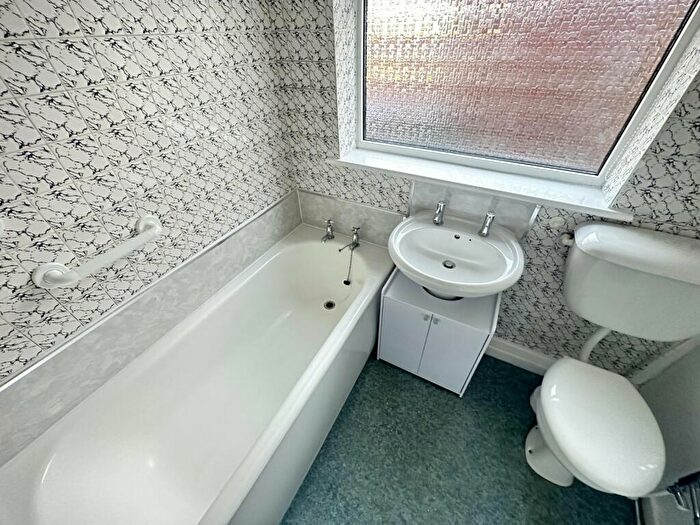 2 Bedroom Bungalow For Sale In York Crescent, Newton Hall, Durham, DH1